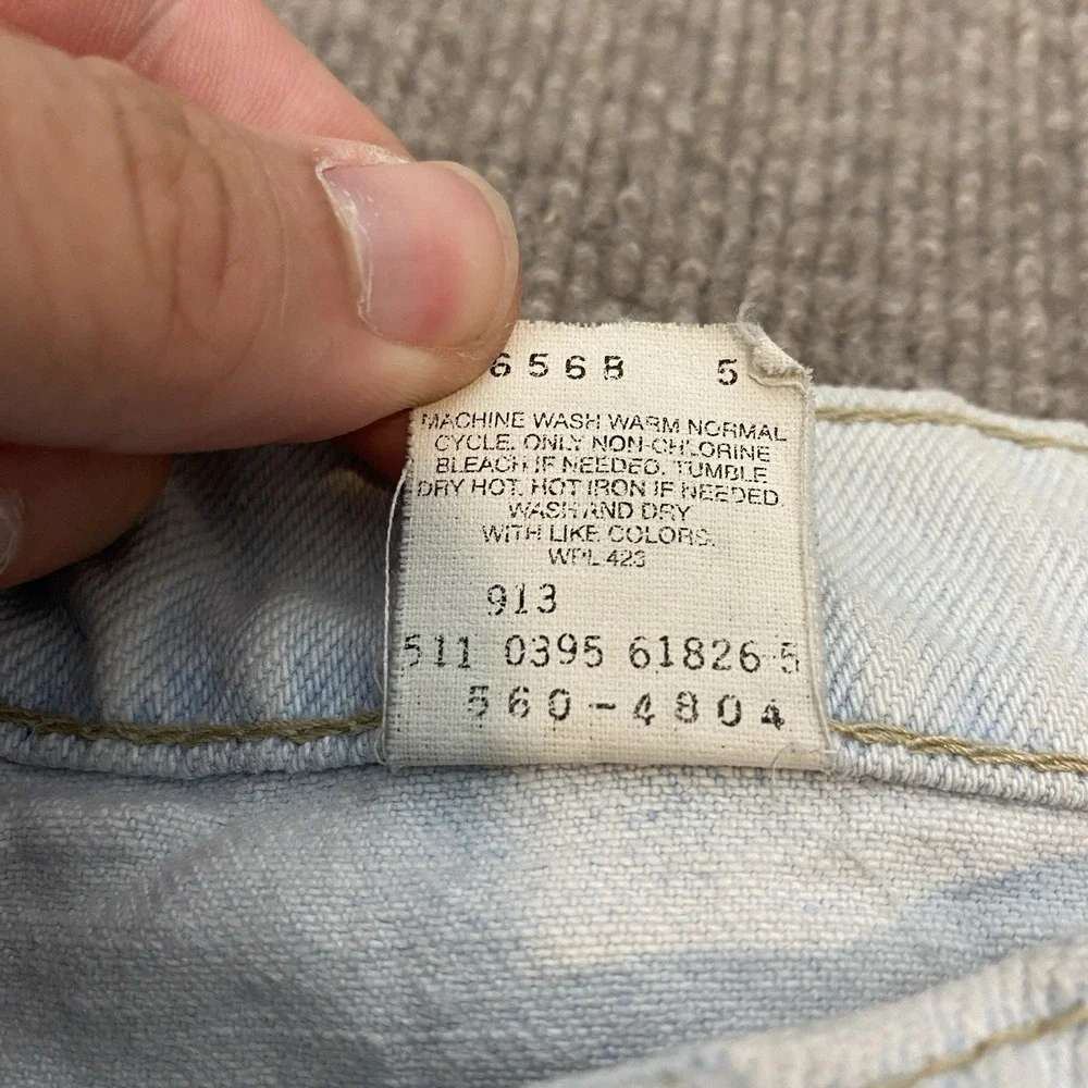 Vintage Levis Jeans Men 34x32 Fits 33x32 560 Relaxed Tapered 90s '95 Made in USA